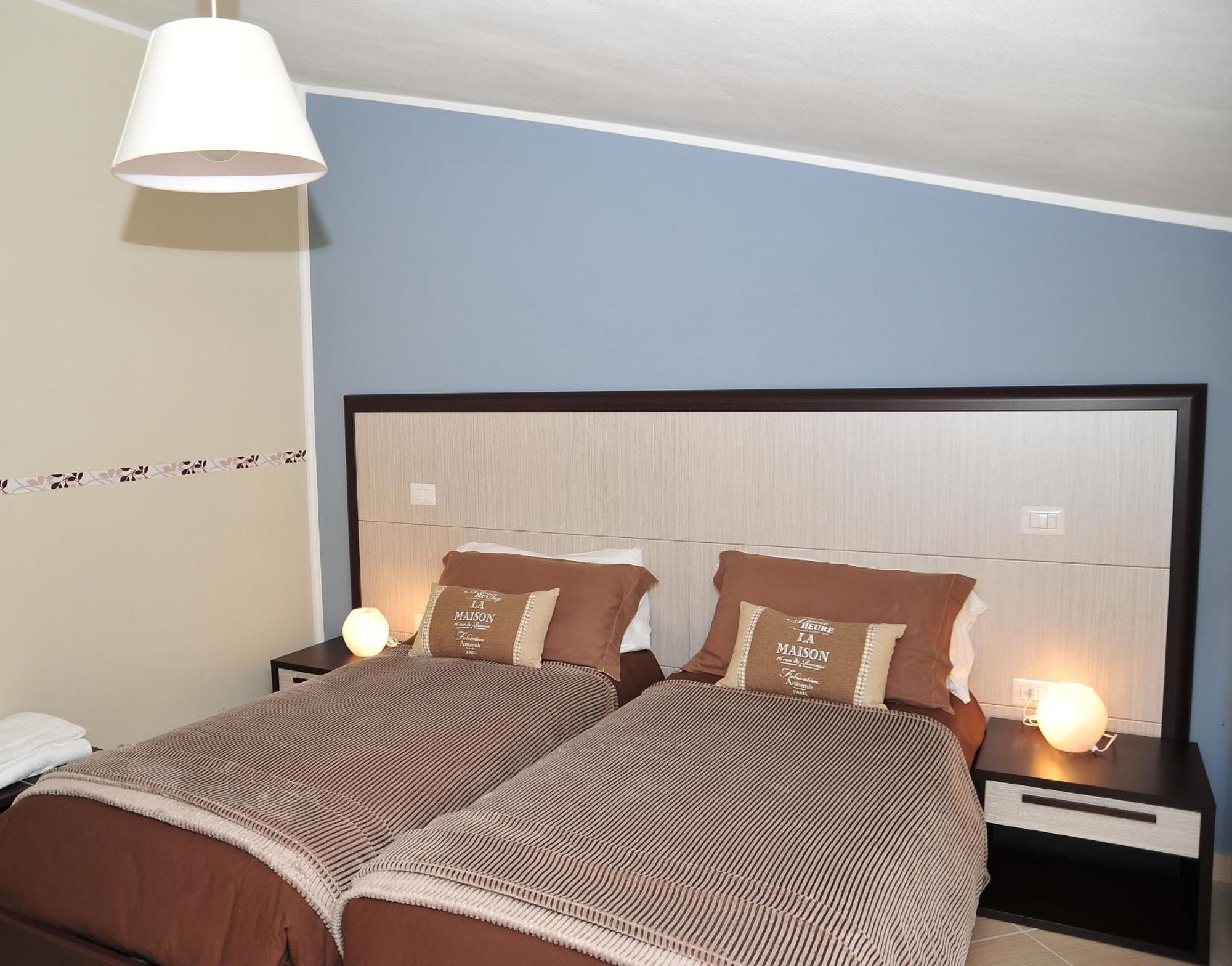 Relais Black Horse Millesimo Rom bilde